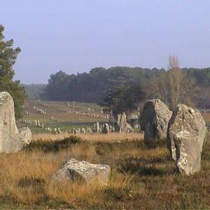 Les alignements de mégalithiques dans le Morbihan