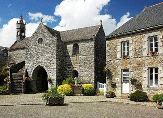 Tourisme & patrimoine : La Vraie-Croix, un village de légende au coeur du Morbihan